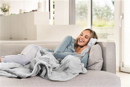 Beurer Manta Eléctrica HD-75 Nordic Gris Tacto Suave Calor Agradable Fabricada con Materiales Reciclados